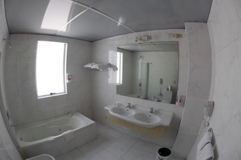 Cristal Palace Hotel
