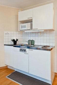 2Home Hotel Apartments