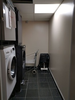 2Home Hotel Apartments
