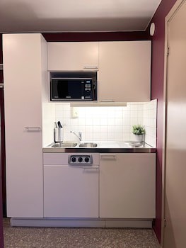 2Home Hotel Apartments