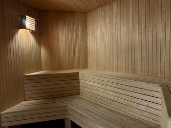 2Home Hotel Apartments