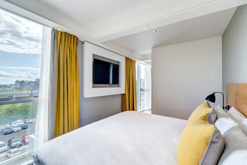 Apex City Quay Hotel & Spa