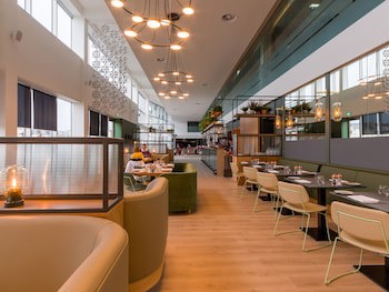 Apex City Quay Hotel & Spa