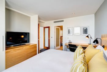 Apex City Quay Hotel & Spa