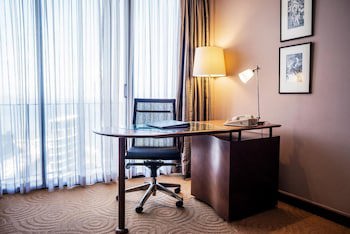 Crown Hotel
