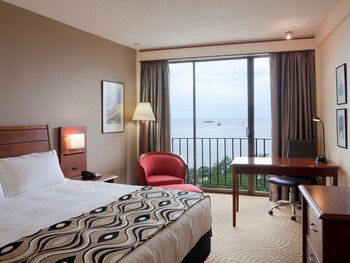 Crown Hotel
