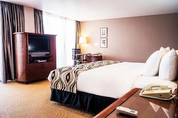 Crown Hotel
