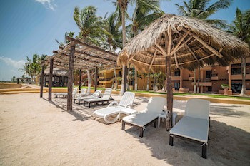 Reef Yucatan Hotel And Convention Center All Inclusive
