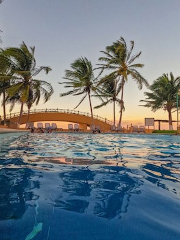 Reef Yucatan Hotel And Convention Center All Inclusive
