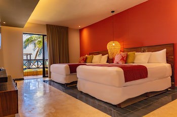Reef Yucatan Hotel And Convention Center All Inclusive