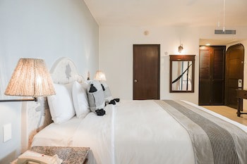 Reef Yucatan Hotel And Convention Center All Inclusive