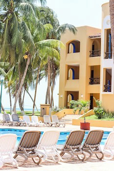 Reef Yucatan Hotel And Convention Center All Inclusive