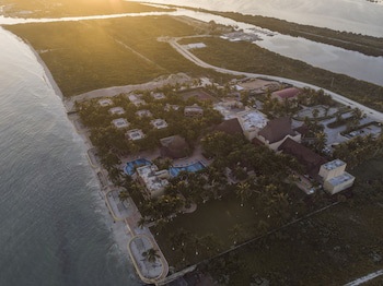 Reef Yucatan Hotel And Convention Center All Inclusive