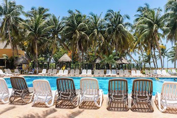 Reef Yucatan Hotel And Convention Center All Inclusive