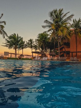 Reef Yucatan Hotel And Convention Center All Inclusive