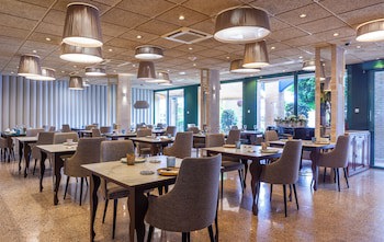 Hotel La Laguna Spa And Golf