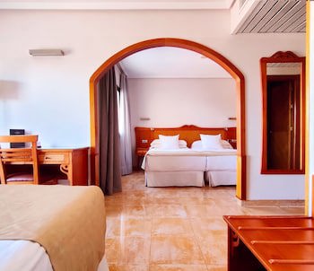 Hotel La Laguna Spa And Golf