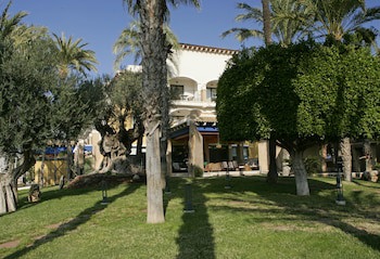 Hotel La Laguna Spa And Golf