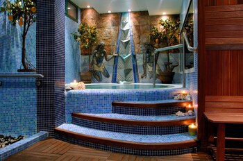 Hotel La Laguna Spa And Golf