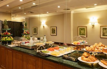 Barrio De Salamanca Suites