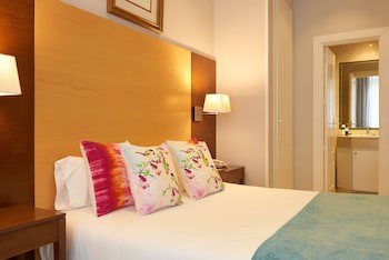 Barrio De Salamanca Suites