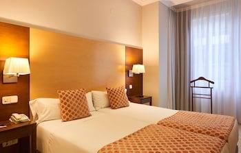 Barrio De Salamanca Suites