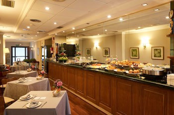 Barrio De Salamanca Suites