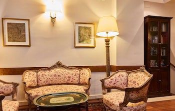 Barrio De Salamanca Suites