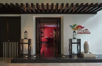 Pullman Kuala Lumpur City Centre Hotel & Residences