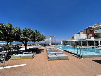 Heliotrope Hotels