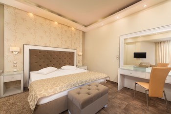Heliotrope Hotels