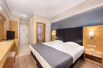 Heliotrope Hotels