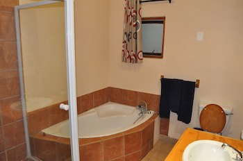 Gooderson Bushlands Game Lodge