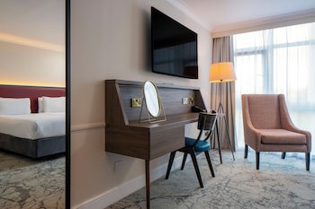 London Croydon Aerodrome Hotel, Bw Signature Collection