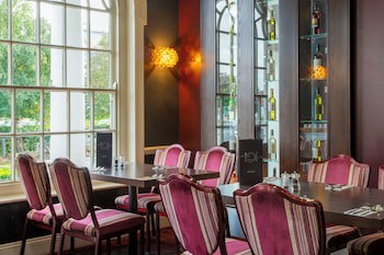 London Croydon Aerodrome Hotel, Bw Signature Collection