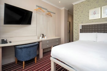 London Croydon Aerodrome Hotel, Bw Signature Collection