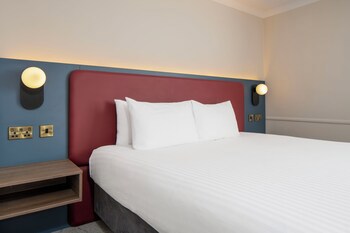 London Croydon Aerodrome Hotel, Bw Signature Collection