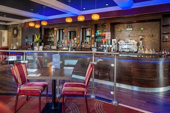 London Croydon Aerodrome Hotel, Bw Signature Collection