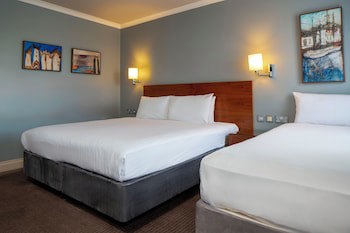London Croydon Aerodrome Hotel, Bw Signature Collection