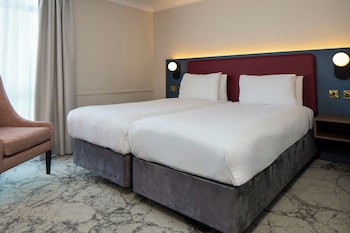 London Croydon Aerodrome Hotel, Bw Signature Collection