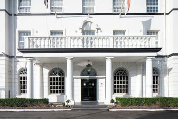 London Croydon Aerodrome Hotel, Bw Signature Collection