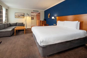 London Croydon Aerodrome Hotel, Bw Signature Collection