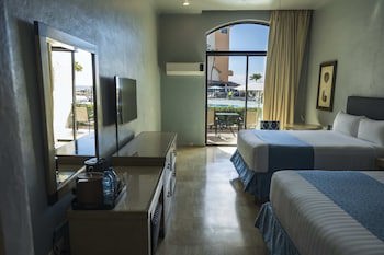 Penasco Del Sol Hotel