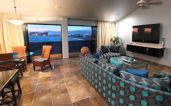 Penasco Del Sol Hotel
