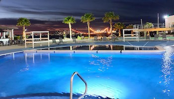 Penasco Del Sol Hotel