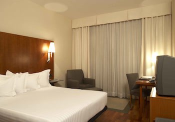 Ac Hotel Alcala De Henares By Marriott