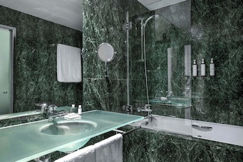 Ac Hotel Alcala De Henares By Marriott