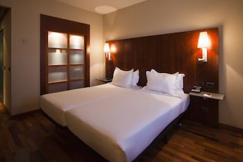 Ac Hotel Alcala De Henares By Marriott