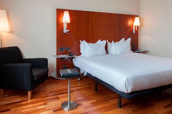 Ac Hotel Alcala De Henares By Marriott