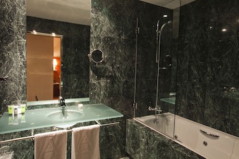 Ac Hotel Alcala De Henares By Marriott